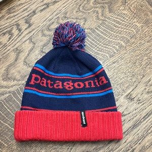 Kids Patagonia powdertown beanie toque hat